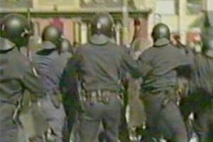 Brutal actuación policial contra los huelguistas en Teletech