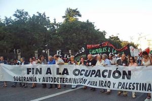 Unas 1.500 personas se manifestaron en Madrid para pedir el fin de la ocupación de Irak y Palestina