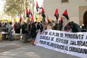 Concentración en Murcia de CGT y STERM contra el Plan de Pensiones de la Administraciones General del Estado