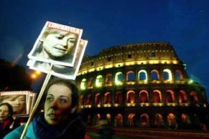 Medio millón de italianos desfilan en Roma ; piden paz en Irak