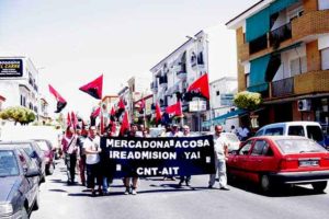 Gran éxito en la manifestación de CNT en Bollullos Par del Condado contra las prácticas laborales de Mercadona