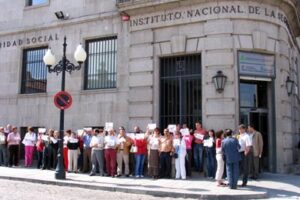 Ávila. Protesta de los funcionarios de la Seguridad Social convocados por CGT