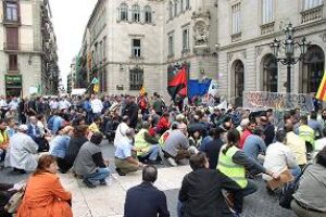 El 90% de les treballadores i treballadors de Parcs i Jardins han secundat la vaga en contra de la privatització i s’han manifestat a pels carrers de Barcelona