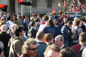 25.03.06. Fotogalería manifestación de CGT en Barcelona por la readmisión despedidos en SEAT