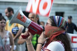 16.05.06 Fotogalería de la concentración de protesta en la Embajada de México por la represión en Atenco
