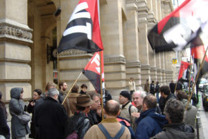 CNT Francia : acciones de solidaridad contra la represión en Correos