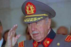 Muere Pinochet sin responder de sus crímenes ante la justicia