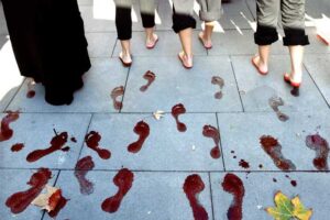 Decenas de miles de personas rechazan en las principales ciudades españolas la violencia contra las mujeres