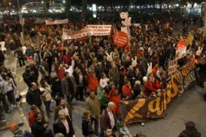 Más de 5.000 personas se manifestan junto a los conductores de TMB en lucha