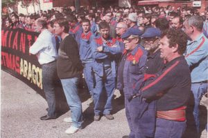 Los trabajadores de CAF Zaragoza protestan por las recientes muertes por causa del amianto