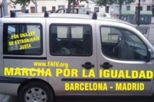 Inicia la marcha Barcelona-Zaragoza-Madrid «Por la igualdad de derechos. Contra la reforma de la Ley de Extranjería»