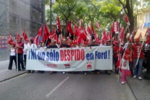 Miles de manifestantes contra los despidos en Ford