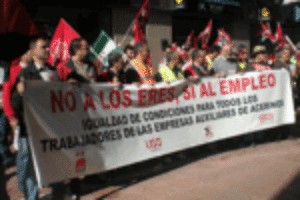Los trabajadores de las auxiliares de Acerinox secundan el segundo paro de la huelga
