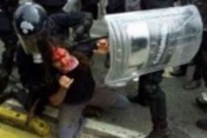 Hasta 15 años de cárcel por «vandalismo y saqueos» para 10 manifestantes en el G8 de Génova-2001