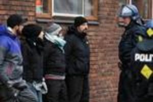 Policía danesa realiza redada y arroja gases lacrimógenos en reunión por justicia climática