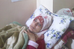 La argelina en huelga de hambre Meryem Mehdi en estado grave