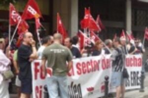 Los sindicatos del Comité de Empresa de Ford, excepto UGT, exigen la retirada del ERE