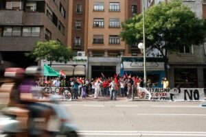 Madrid : Concentración frente a la sede de la CEOE (26 junio)
