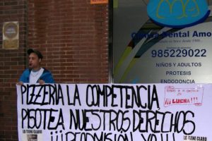 Oviedo : Los despedidos de La Competencia siguen en lucha