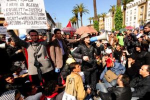 Prosiguen los manifestantes asesinados en Libia y Yemen. En Marruecos se extienden las manifestaciones