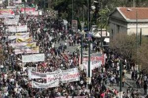 Vídeos Grecia: miles de trabajadorxs se lanzan a la calle en una huelga de 48 horas contra los recortes