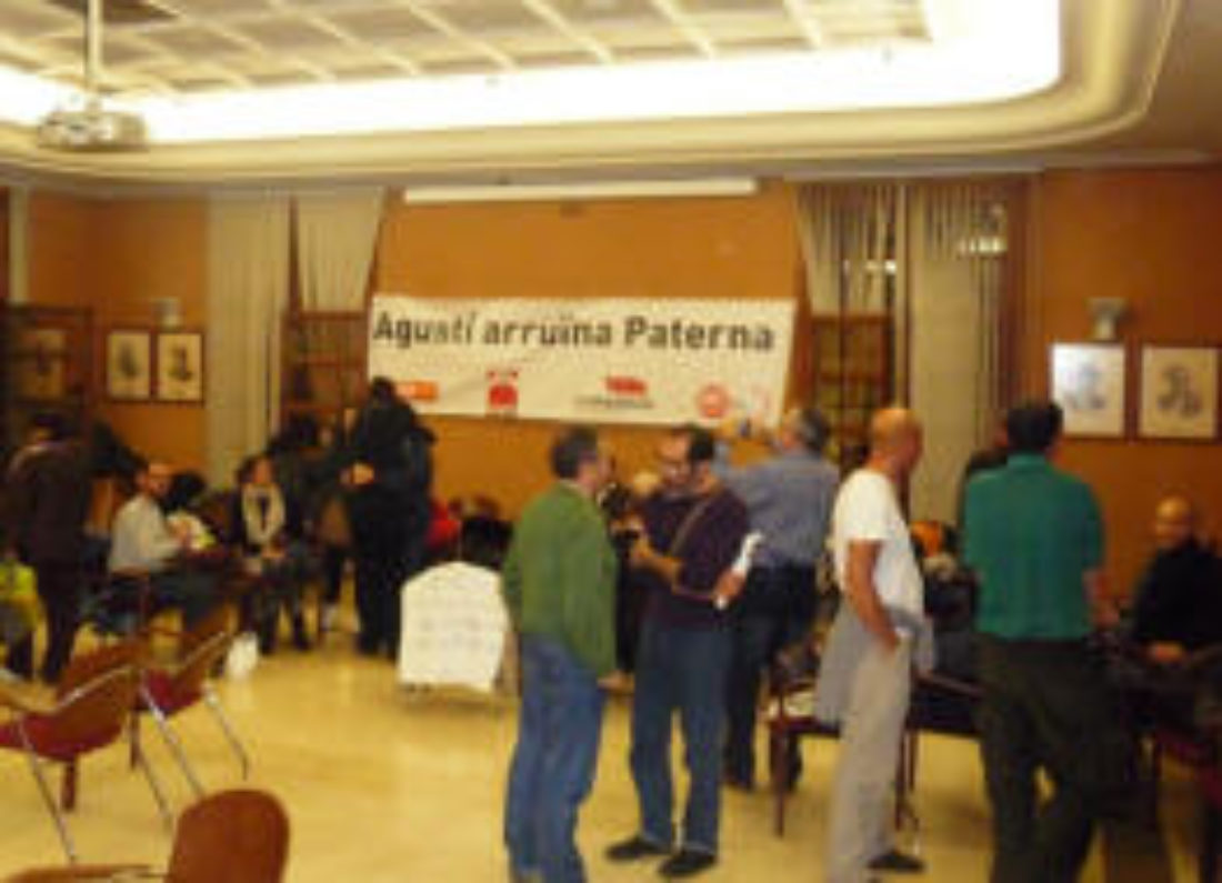 Manifestación en contra el despilfarro y a la mala gestión del alcalde de Paterna