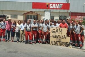 Sevilla: Concentración ante el Parlamento andaluz contra el ERE de GAM