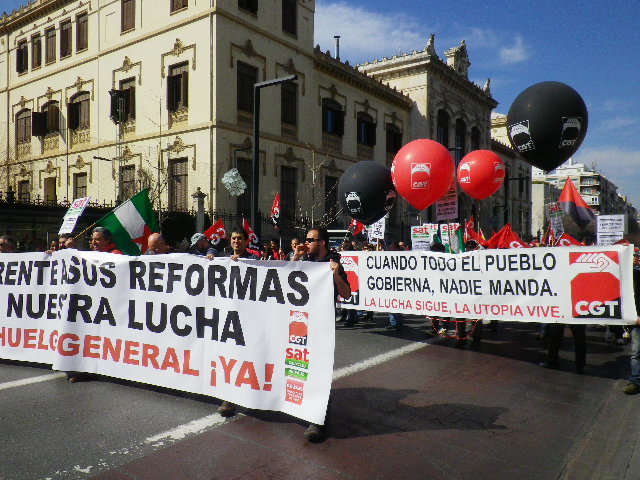 Manifestación 28F en Granada contra la Reforma Laboral y por la Huelga General