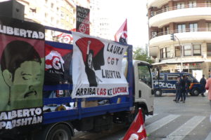 4.000 personas en Valencia contra los recortes y por la libertad de Laura y Patishtán