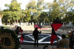 Comunicado de grupos anarquistas sobre la crisis política y social en México