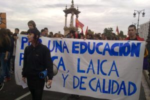 19-D València: Manifestación hacia la Conselleria de Educación