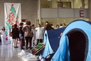 Barcelona: Trabajador@s del Hospital de Sant Pau encerrados contra los recortes