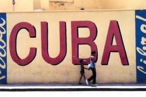 Incautan en La Habana envío postal de El Libertario desde Caracas