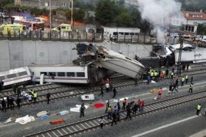 Concentraciones de pésame por el accidente ferroviario de Santiago