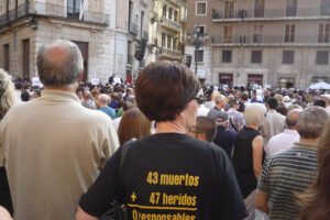 Valencia exige responsabilidades por el accidente de metro del 3 de julio 2006