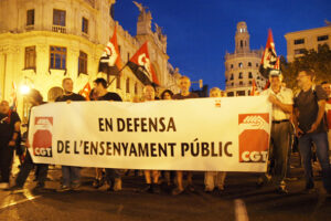 [ Fotos Valencia] Huelga 24-0 : Miles de manifestantes salen a la calle contra la ley Wert y los recortes