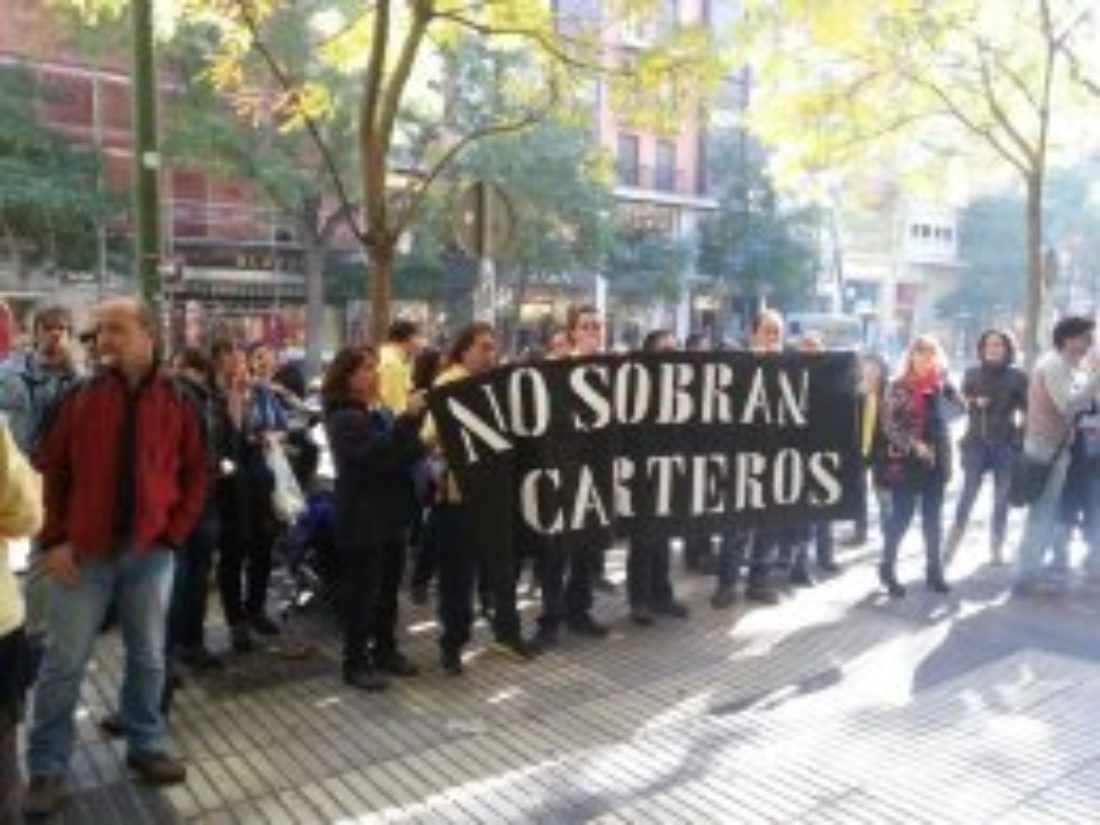 Carteros de Madrid se movilizan contra la pérdida de puestos de trabajo y deterioro del servicio público postal