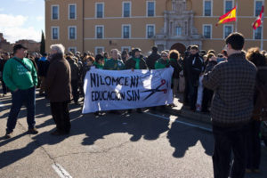 [Fotos]: Manifestación por la Escuela Pública, laica y gratuita en Valladolid