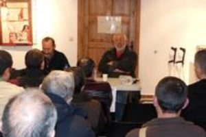 Charla-debate con Cecilio Gordillo, miembro de la asociación para la recuperación de la memoria histórica de Andalucía, en las jornadas libertarias de Errenteria