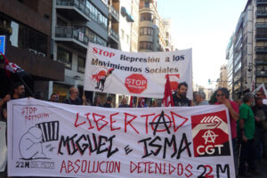 [Fotos] Colectivos claman en Valencia por la libertad de Miguel e Isma, en prisión preventiva desde hace dos meses