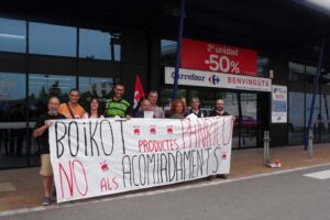 Crónica y fotos del acto en Granollers en apoyo de los y las trabajadoras de Panrico