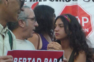 [Fotos] Movilización en Valencia en solidaridad con Carmen y Carlos. ¡La lucha social no es delito!