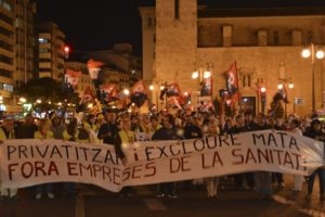 [Fotos] «Pivatizar la sanidad mata» Manifestación en Valencia