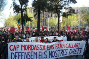 Éxito de la manifestación convocada en Barcelona contra la Ley Mordaza