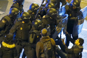 Las Marchas de la Dignidad presentan una querella criminal contra los mandos policiales por el “montaje” del 22M