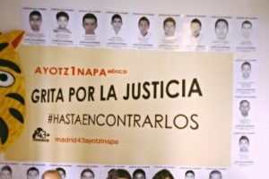 (Vídeo) RyNtv. Rueda de Prensa completa Ayotzinapa43 Madrid