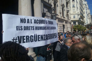[Fotos] Protesta en València contra el acuerdo UE-Turquía