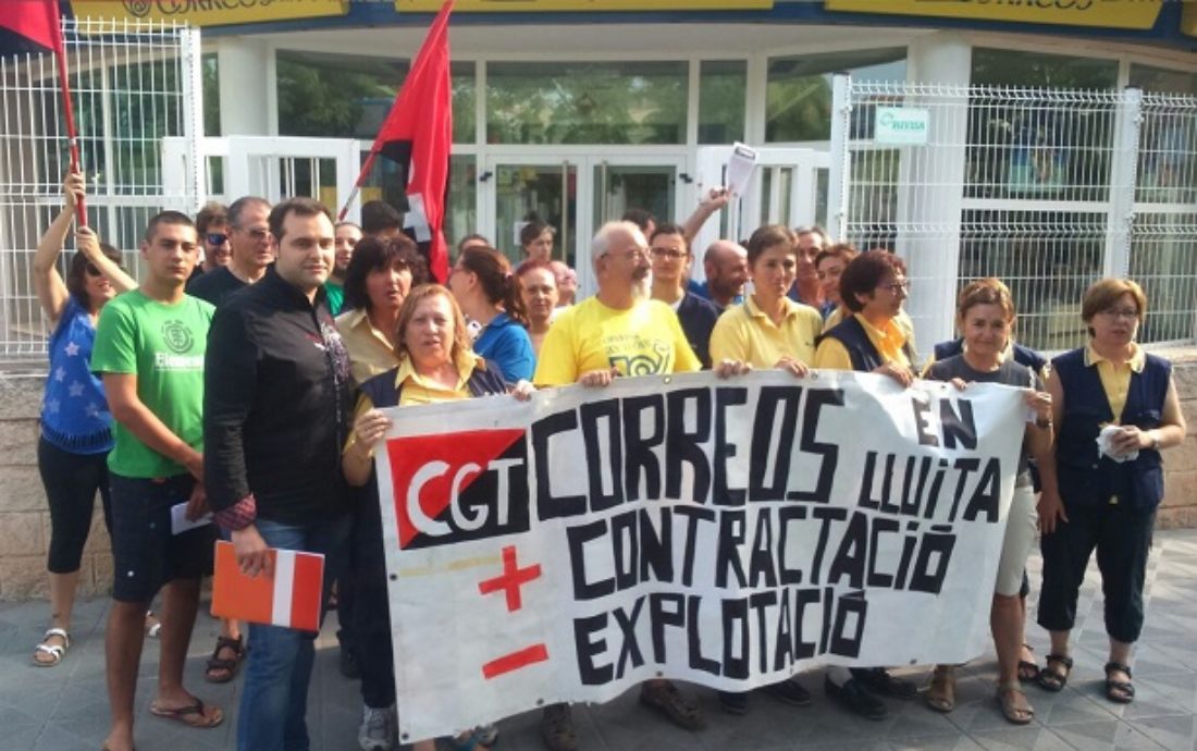 Movilización de la plantilla de Correos de Vila-real por falta de contratación