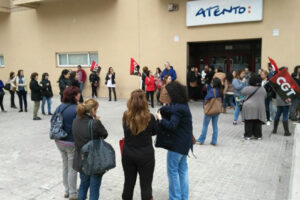 [Fotos] Resumen de la jornada de paros de una hora en el sector de Telemárketing en Valencia