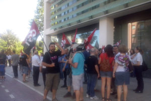 [Fotos] Protesta en Valencia en defensa de condiciones de trabajo dignas para los agentes de estaciones de FGV